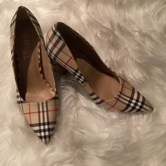 Rouge Helium Plaid Pointed Plaid Block Heels, Size 8, Color Tan, Red,White,Black - Picture 2 of 4